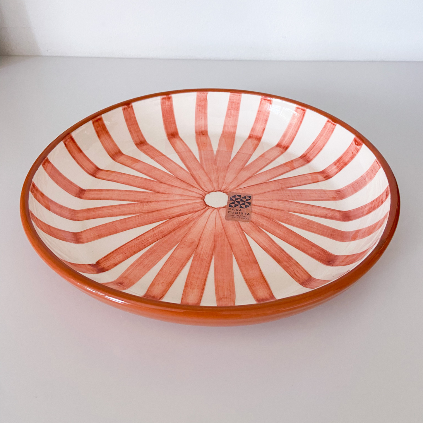 Keramikfad med terracotta striber