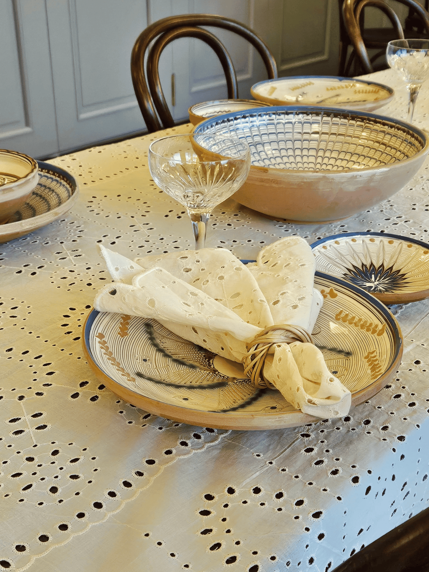 Jou embrodidery anglaise serviet