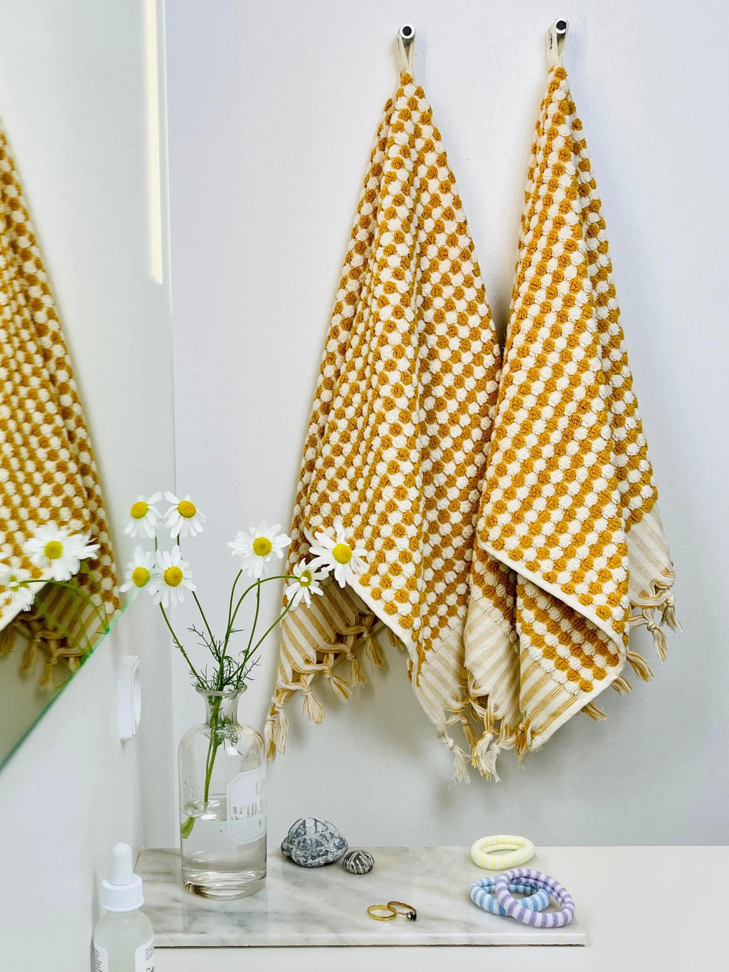 Karrygult gæstehåndklæde