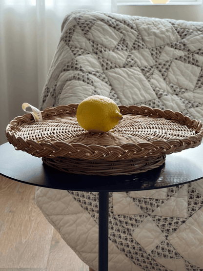 JOU rattan stand