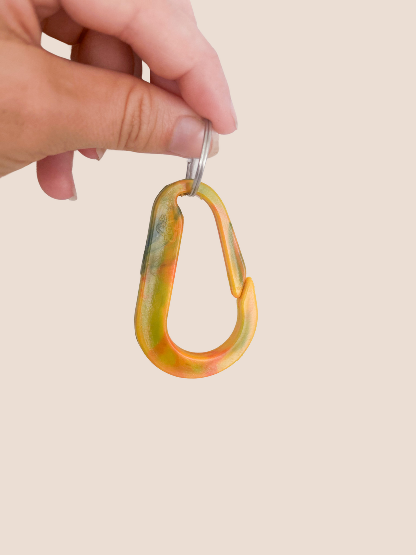 Carabiner nøglering af genanvendt plast